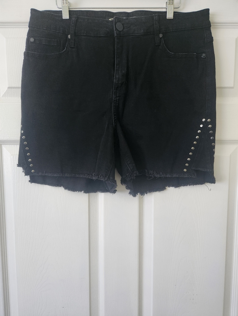 Seven7 Black Stud-Accent Frayed Hem Denim Shorts - Women's 16